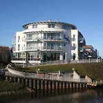 Hotel Benserhof Garni Am Hafen Bensersiel