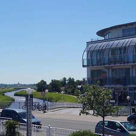 Otel Hotel Benserhof Garni Am Hafen