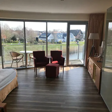 Hotel Benserhof Garni Am Hafen Otel Bensersiel