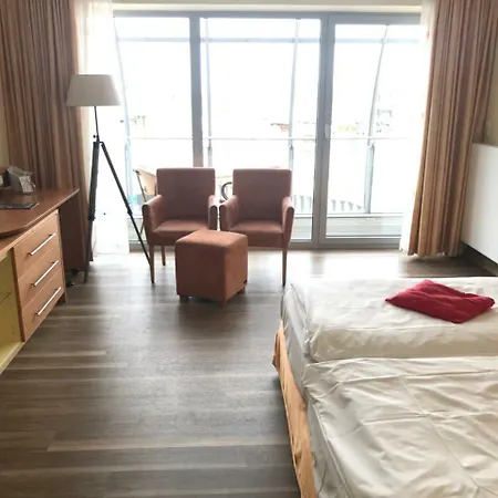 Nordseehotel Benser Hof Garni Am Hafen Bensersiel