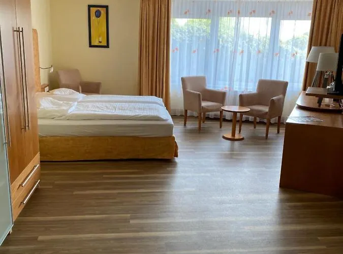 Hotel Hotel Benserhof Garni Am Hafen